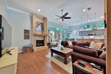 30 N Rain Forest Ct, Spring, TX 77380 - photo 3