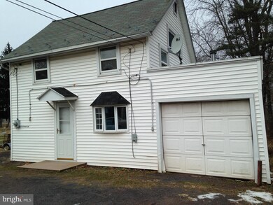 631 W Broad St, Quakertown, PA 18951 - photo 3