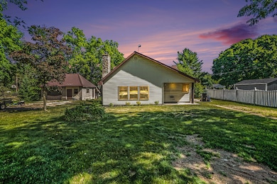 863 E Wilcox Ave, White Cloud, MI 49349 - photo 4