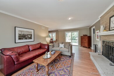 223 E Farnham Ln, Wheaton, IL 60189 - photo 4