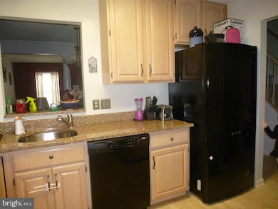 305 Royce Ct, Stafford, VA 22554 - photo 2