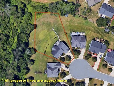 Approximate property lines for 2915 Glen Echo.