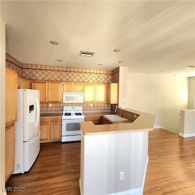 10221 Delray Beach Ave unit 201, Las Vegas, NV 89129 - photo 5