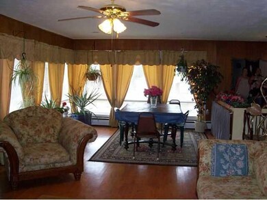 Dining Room. Smooth transition from living room to