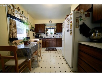 3163 Field St, Longview, WA 98632 - photo 7