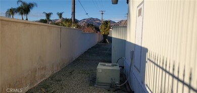 880 N Lake St unit 55, Hemet, CA 92544 - photo 3