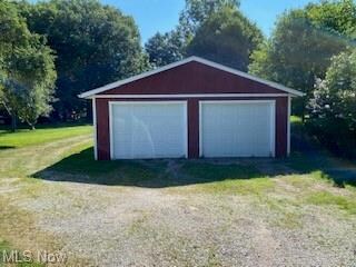 detached 4 car garage