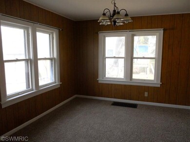 1119 Lake St, Niles, MI 49120 - photo 4