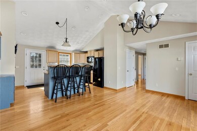 118 Peaked Rock Rd, Wakefield, RI 02879 - photo 4