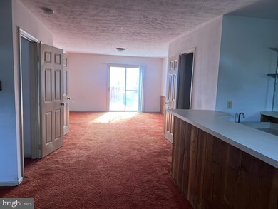 7919 Edinburgh Dr, Springfield, VA 22153 - photo 3