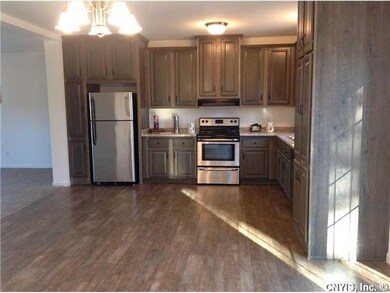 Kitchen Spacious fully applianced kitchen