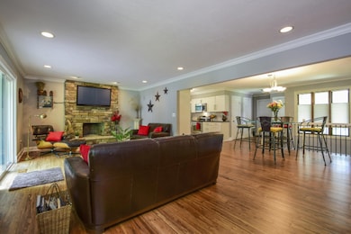 005-photo-living-room-7194130