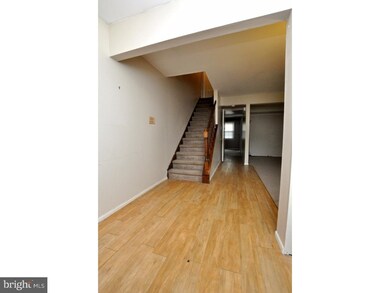 204 Burnamwood Dr, Mount Laurel, NJ 08054 - photo 2