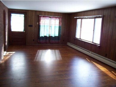 1006 E Washington Rd, Hillsborough, NH 03244 - photo 5