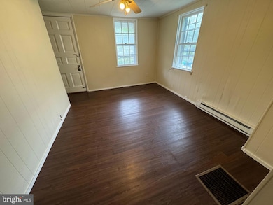 41 Baltimore St, Glen Rock, PA 17327 - photo 7