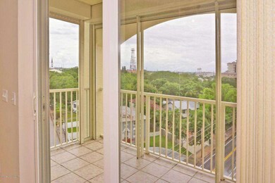 104 Riverside Dr C706-29