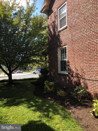 419 S 5th Ave, Reading, PA 19611 - photo 7