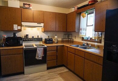 112 N Union St, Garrett, IN 46738 - photo 3