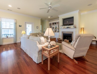 220 Silver Creek Loop MLS-08