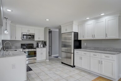 8 Pingree Hill Rd, Derry, NH 03038 - photo 7