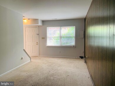 9713 Hagel Cir unit B, Lorton, VA 22079 - photo 4