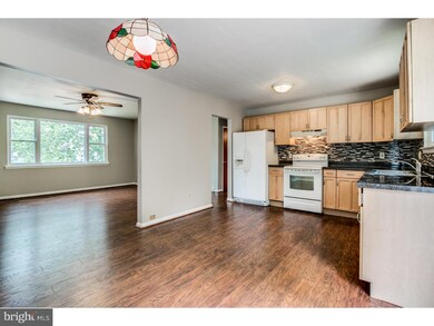 208 Stature Dr, Newark, DE 19713 - photo 5