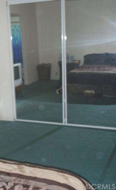 Master Bedroom Closet 