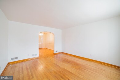 3504 Woodring Ave, Parkville, MD 21234 - photo 4