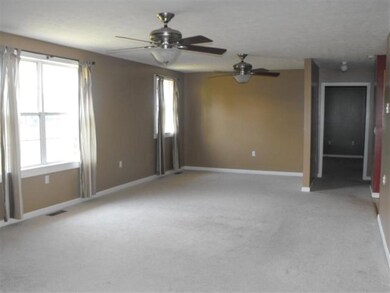 1169 Hurricane Creek Rd, Stewart, TN 37175 - photo 5