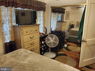 2718 Hawthorne Terrace, Hyattsville, MD 20785 - photo 4