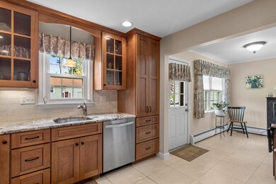 198 Walnut Hill Ave, Manchester, NH 03104 - photo 7