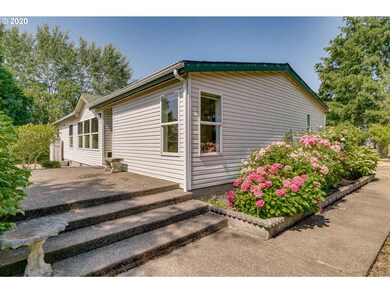 18715 Shirley Ave NE, Hubbard, OR 97032 - photo 4