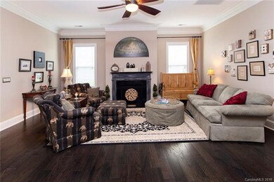 22039 Lady Glencirn Ct, Cornelius, NC 28031 - photo 4