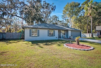 567 Majestic Wood Dr, Fleming Island, FL 32003 - photo 2