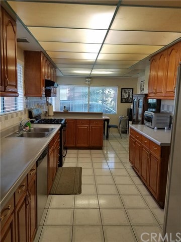 Spacious Kitchen with Dining Area