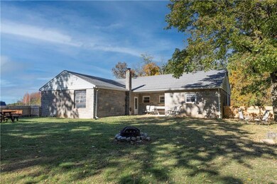 1365 Sleepy Hollow Rd, Pennsburg, PA 18073 - photo 3