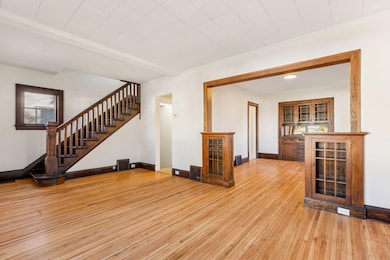 954 43rd Ave NE, Columbia Heights, MN 55421 - photo 3