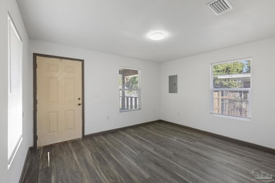 2405 W Hernandez St, Pensacola, FL 32505 - photo 7