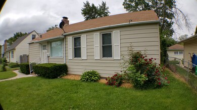 2306 Jethro Ave, Zion, IL 60099 - photo 2