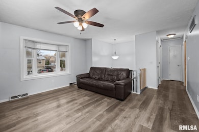 4017 W 13th St, Davenport, IA 52804 - photo 5