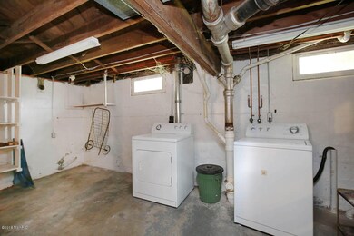 1825 Leonard St NE, Grand Rapids, MI 49505 - photo 6