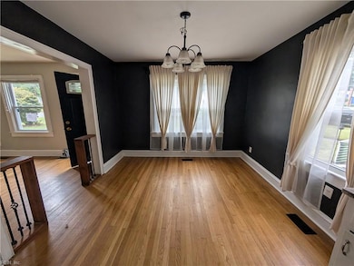 126 Cherokee Rd, Hampton, VA 23661 - photo 3