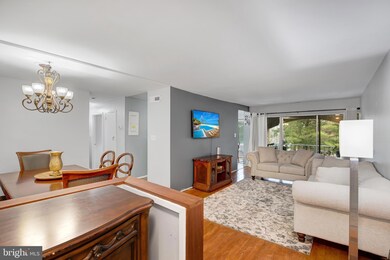 406 Girard St unit 204, Gaithersburg, MD 20877 - photo 3