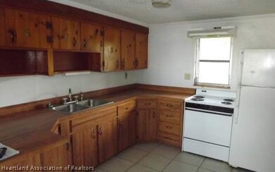 831 Lake Dr E, Lake Placid, FL 33852 - photo 3