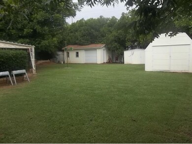 BACK YARD SHOPS