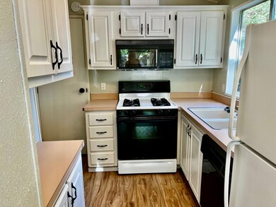 180 N 1100 E unit 48, Washington, UT 84780 - photo 3