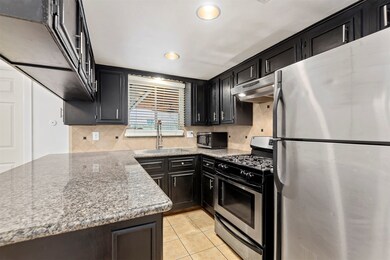 6334 Acorn Forest Dr, Houston, TX 77088 - photo 6