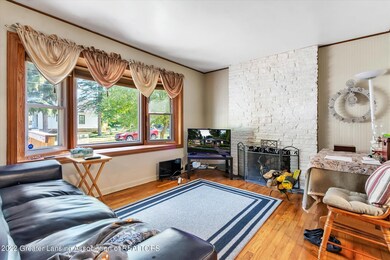 1301 Lenore Ave, Lansing, MI 48910 - photo 5