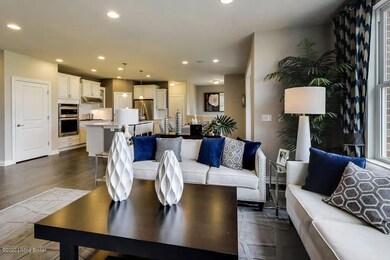 9300 Tamarack Grove Ln, Louisville, KY 40291 - photo 5