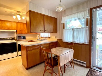 4 Spring St, Whitefield, NH 03598 - photo 3